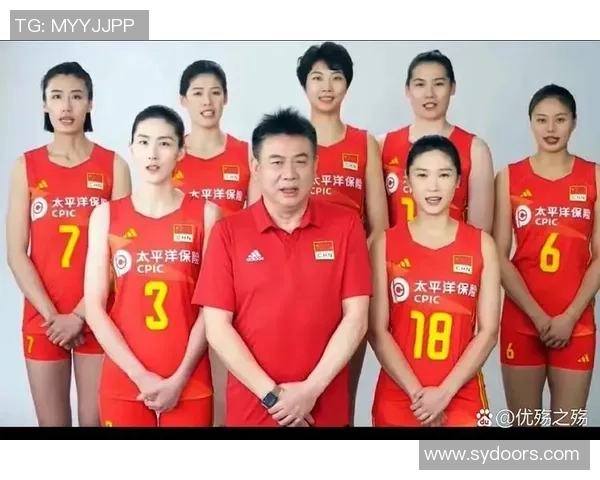 南京排球队与重庆排球队赛后战术分析与总结探讨